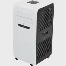 Мобильный кондиционер Electrolux Manhattan EACM-09 FM/N3 White/Black
