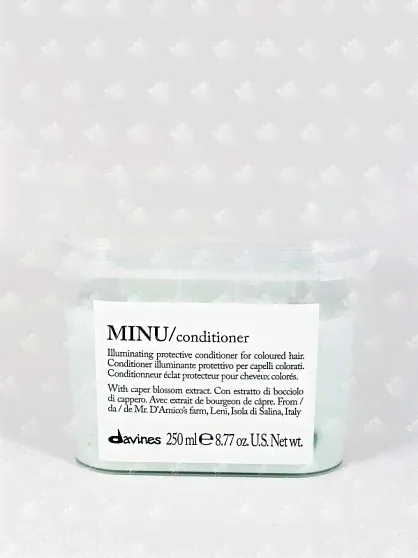 DAVINES Minu Защитный кондиционер для сохранения цвета волос, 250мл